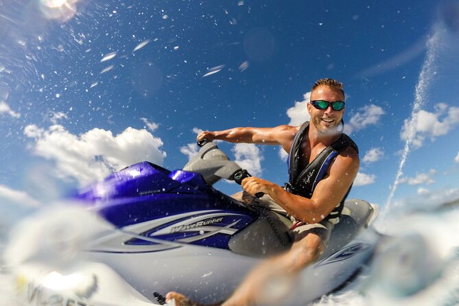 1-Hour Guided Jet Ski Tour in St. Thomas from Frenchman's Reef - How the one-hour format affects the experience
