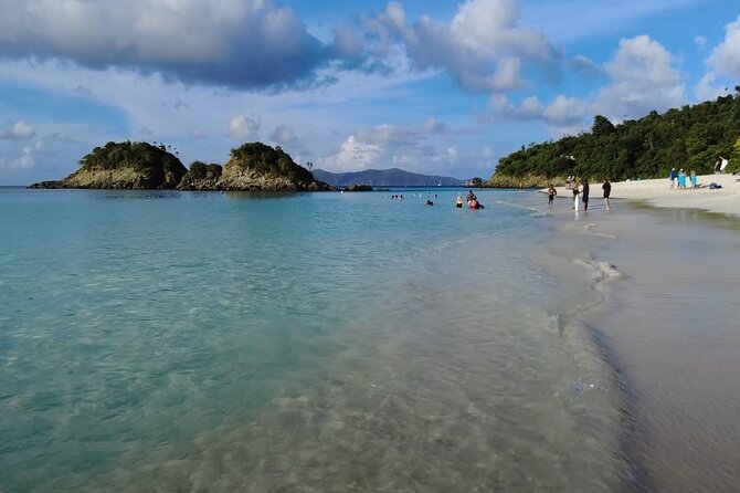 Budget Trunk Bay Beach with Scenic Stops - Key points to know before booking