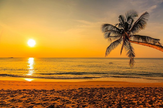 Cocktail Sunset Cruise from Sapphire Beach Resort - Appetizers that make this more than a drink cruise