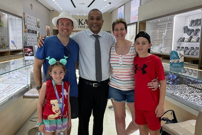 Drinks & Diamonds Shopping Experience in St. Thomas - How to Shop Wisely During the Appointment