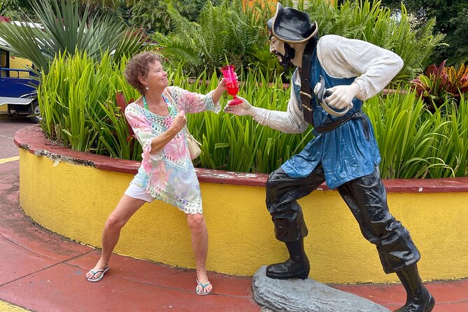 Full Day Cultural Jeep Beach Tour, St. Thomas & Water Island - What the private format changes