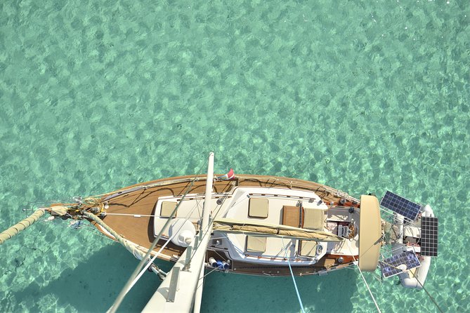 Private Full Day Sail/ Snorkel Experience USVI (Sapphire Marina, STT pick up) - A homemade lunch that gives the day a proper pause