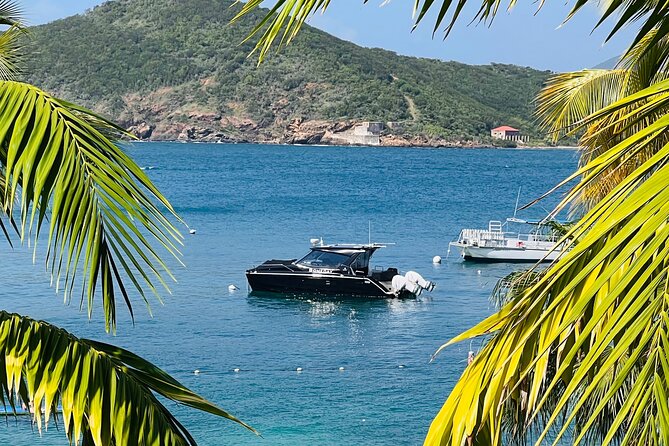 Private Luxury Catamaran Half Day Charter - A private boat day from Yacht Haven Grande
