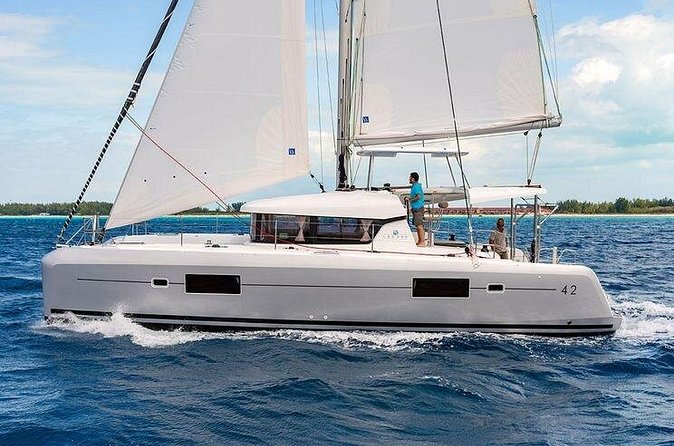 Private St Thomas Luxury Catamaran Trip for Groups up to 24 Guest - The captains shape the day