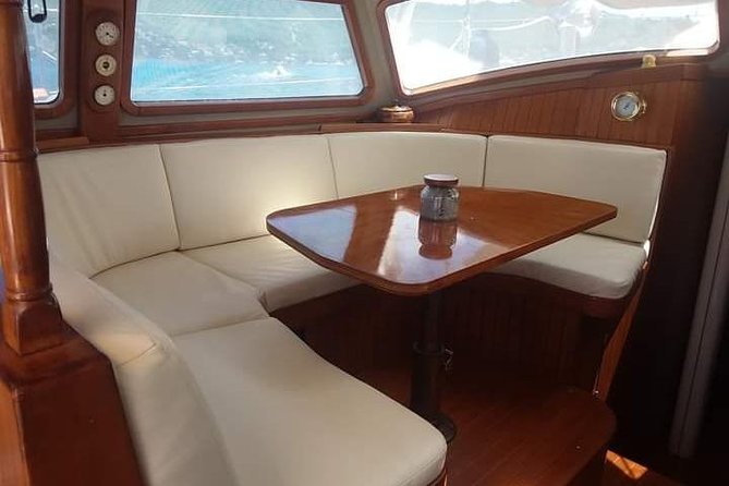 Private Sunset Sailor's Delight from Sapphire Marina - Why the Private Group Size Matters