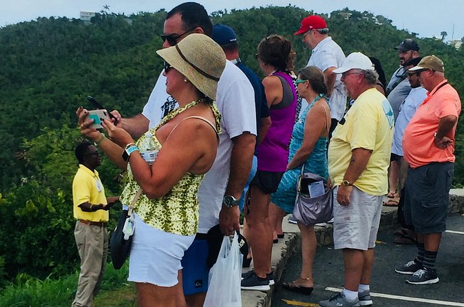 Private Tour - Two hours in Charlotte Amalie leaves room to choose