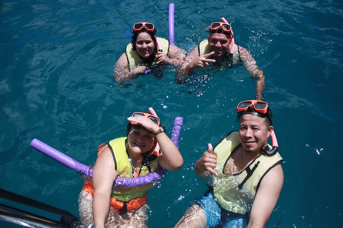 St. James Snorkel & Pizza Pi Lunch - Pizza Pi arrives at Christmas Cove