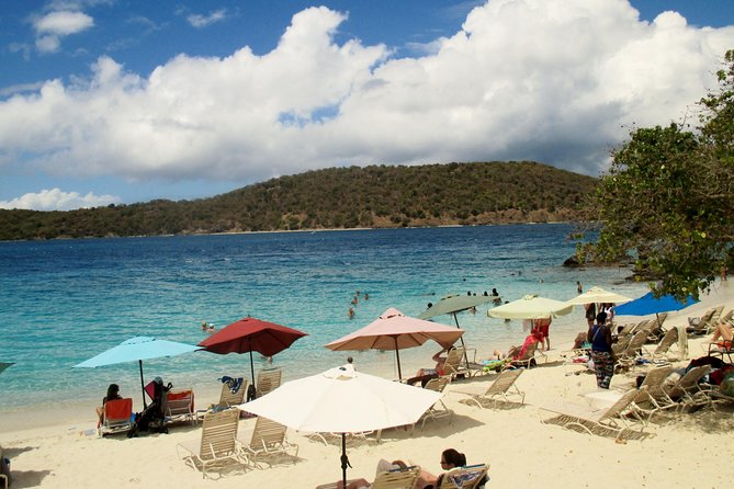 St. Thomas and St. John Two Day Tour - Drake’s Seat and the view over Magens Bay