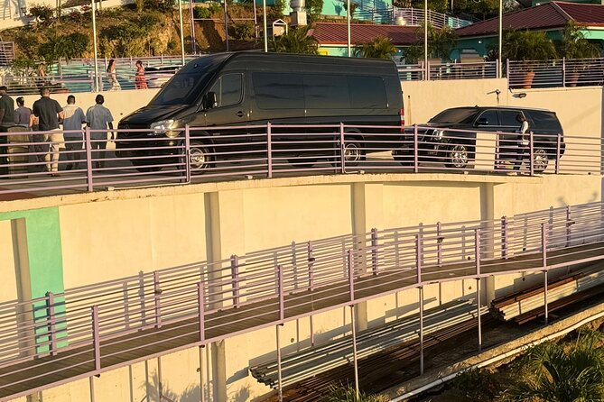 ST Thomas Luxury Private Airport Pickup - Clean vehicles and careful luggage handling