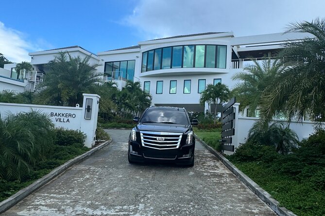 ST Thomas Luxury Private Airport Pickup - What the airport pickup looks like